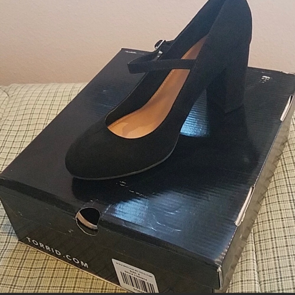 NWT size 8 Torrid Mary Jane Heels